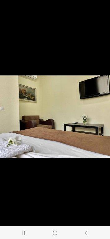 Merien Hotel Yerevan Bagian luar foto